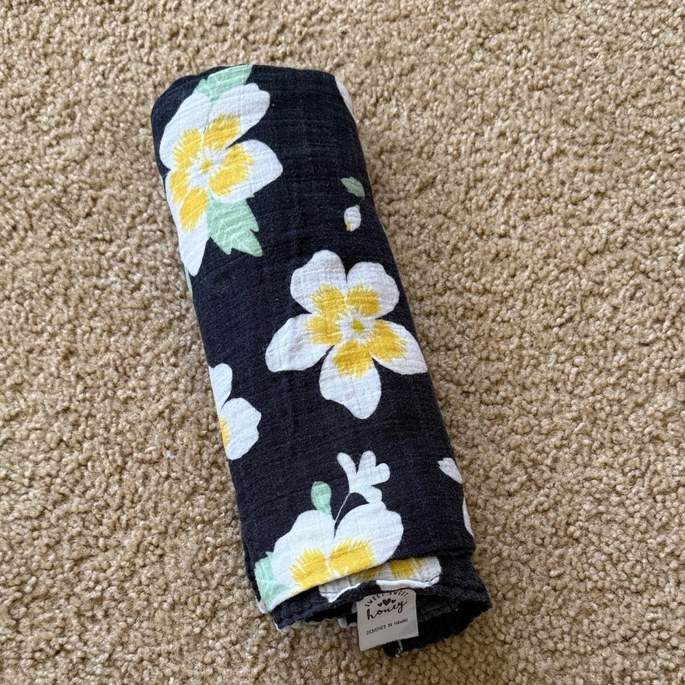 Sweet Sweet Honey Hawaii bamboo cotton Black Floral Swaddle Blanket